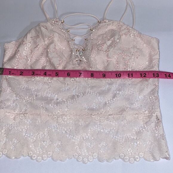 Guess Pink Lace Top With Cross Lace Front Small - Picture 6 of 10
